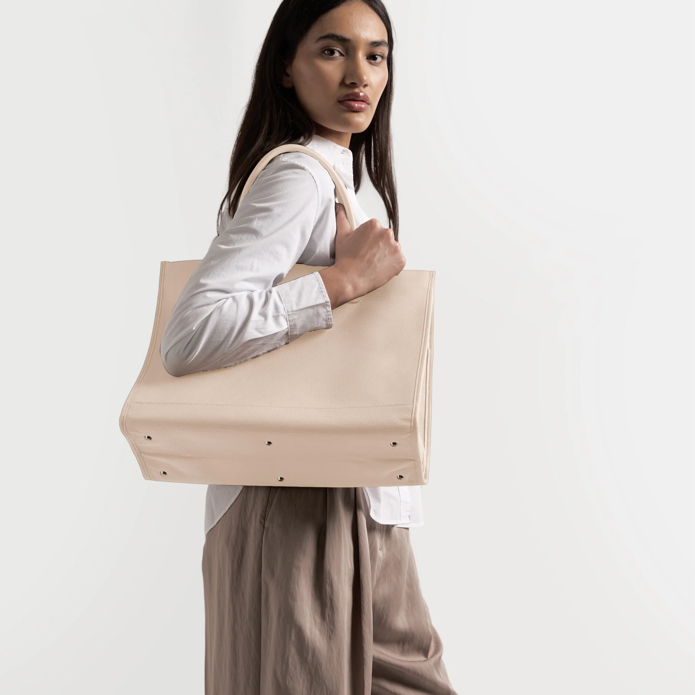 Kress XL Tote Sand - Image 2
