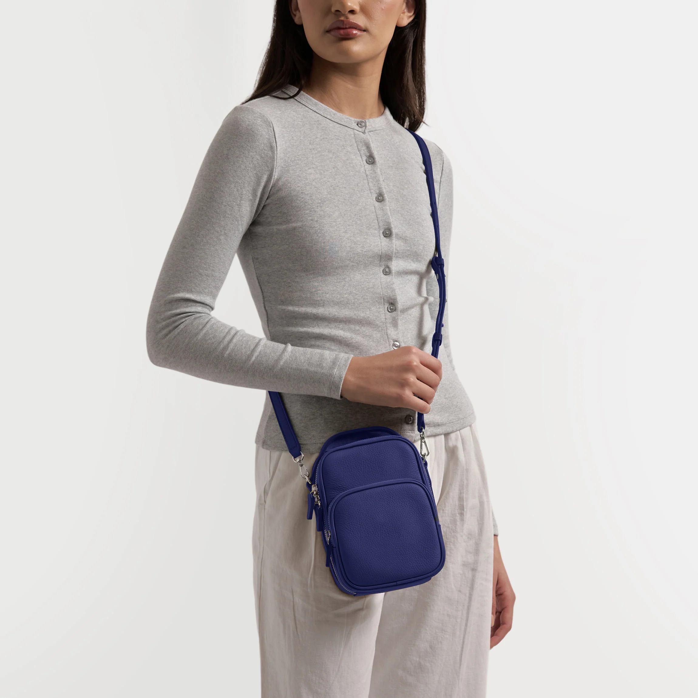 Meadow Small Sling Bag Regatta Blue - Image 2